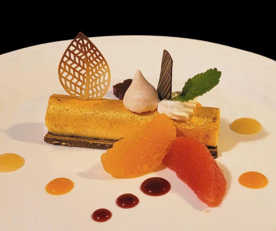 Reves Gourmands, Hotellerie & Gastronomie Vernayaz Exterior foto
